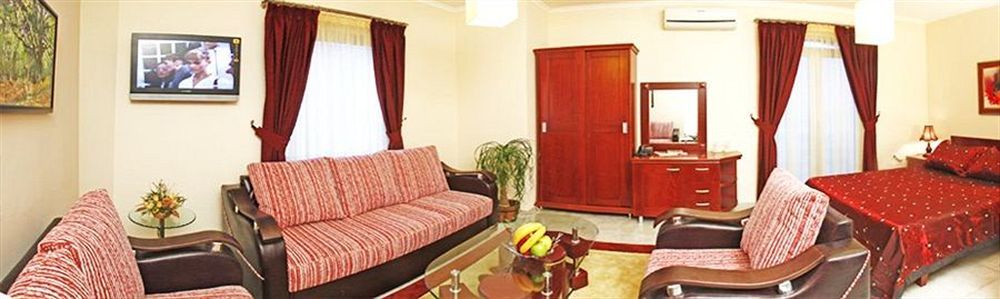 Hotel Luxor Šuto Orizari エクステリア 写真